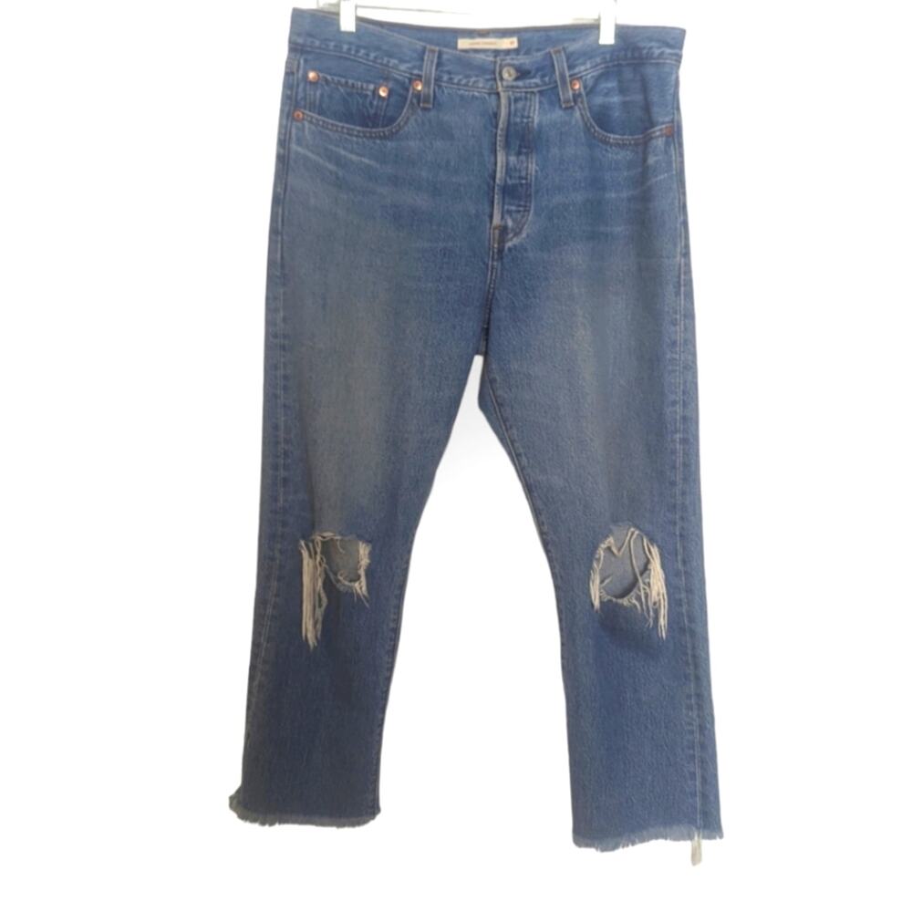 Levi's Wedgie Straight High Rise Short Inseam Medium Wash Rigid Denim Jeans 31